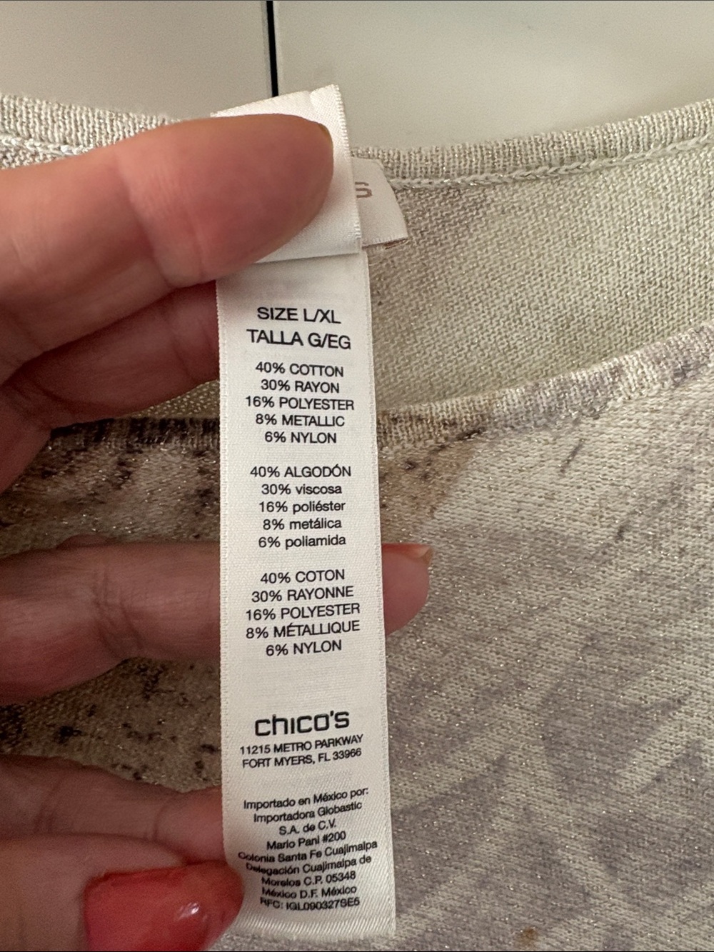 Chico's Neutral Floral Pattern Cape Poncho in Cream, Taupe and Beige NWOT - Picture 6 of 9